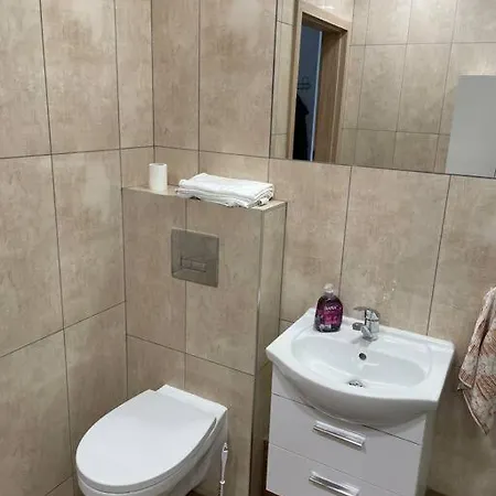 Wylom Apartment